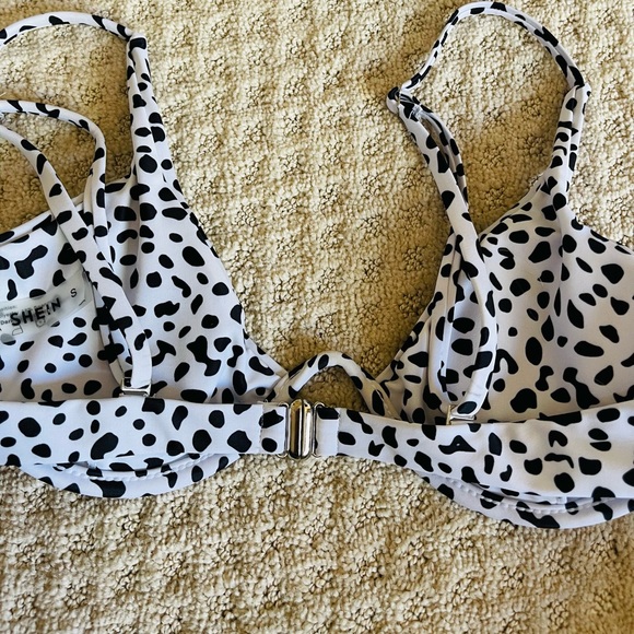 SHEIN Size Small Bikini Top - Picture 5 of 7